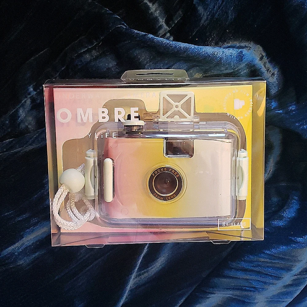 SUNNYLIFE Ombre Underwater Camera - Picture 4 of 6